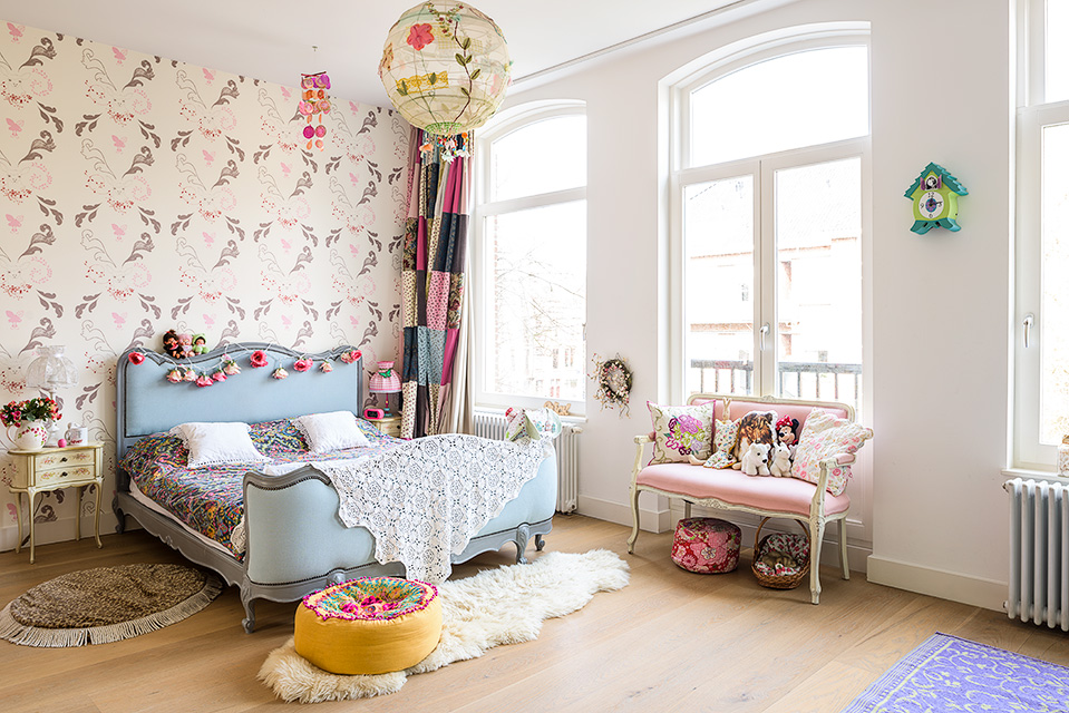 Luxe woning met speelse inrichting in Amsterdam-Zuid; de sfeer is in de foto's bewaard gebleven.