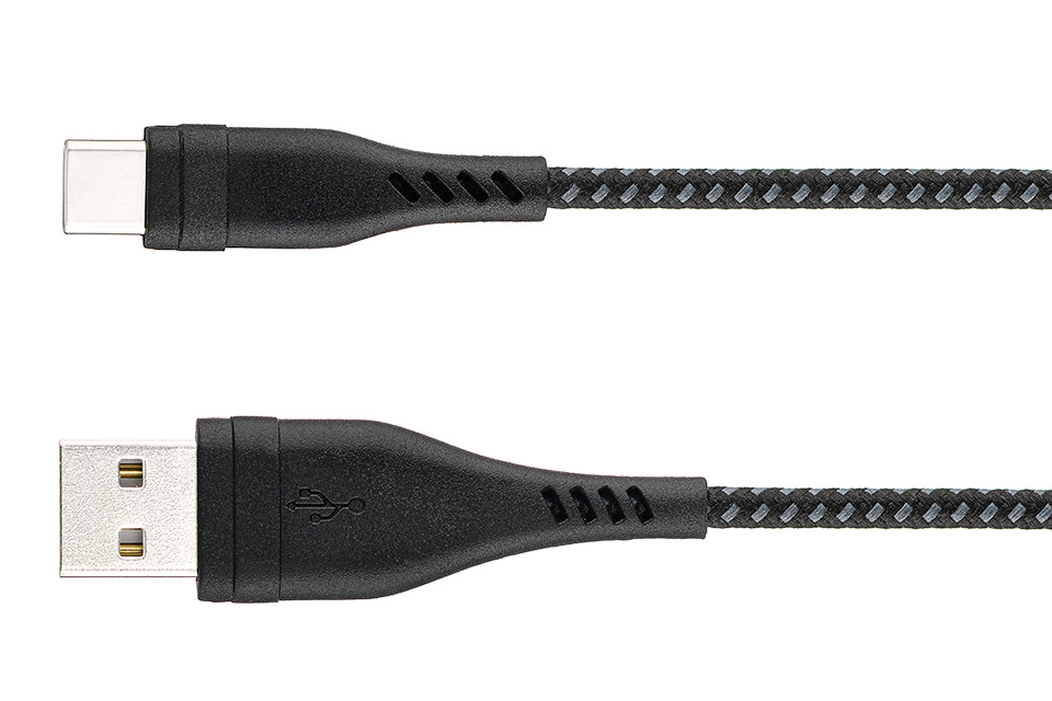 Apple lightning to USB cable packshot